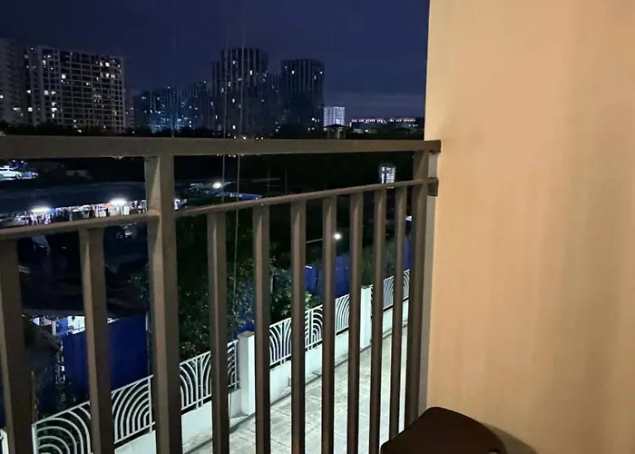 Twin Bed 1br W Balcony With Wifi Netflix At Shore2 T1 Near Moa And Naia Airport * Manila